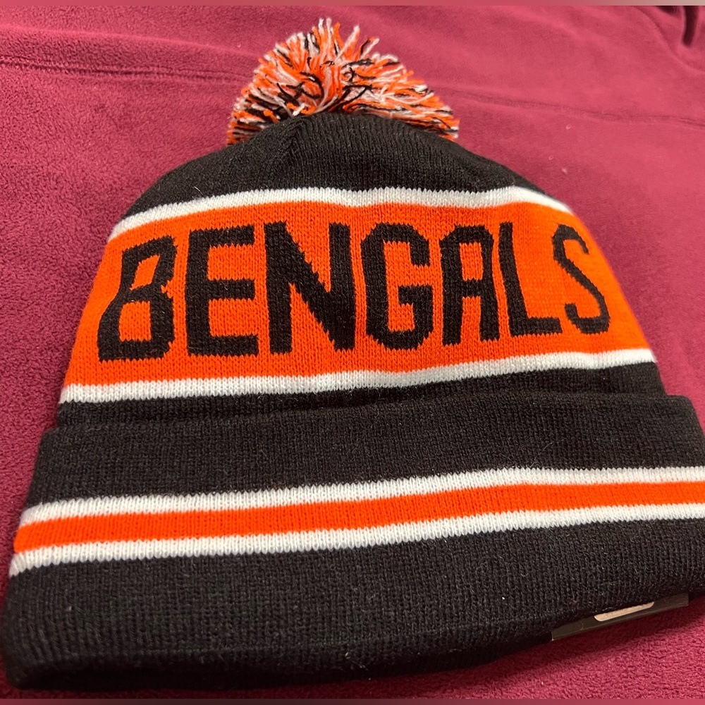 Cincinnati Bengals Knit Winter Hat Beanie New Era Cap On Field Sideline - Picture 2 of 3
